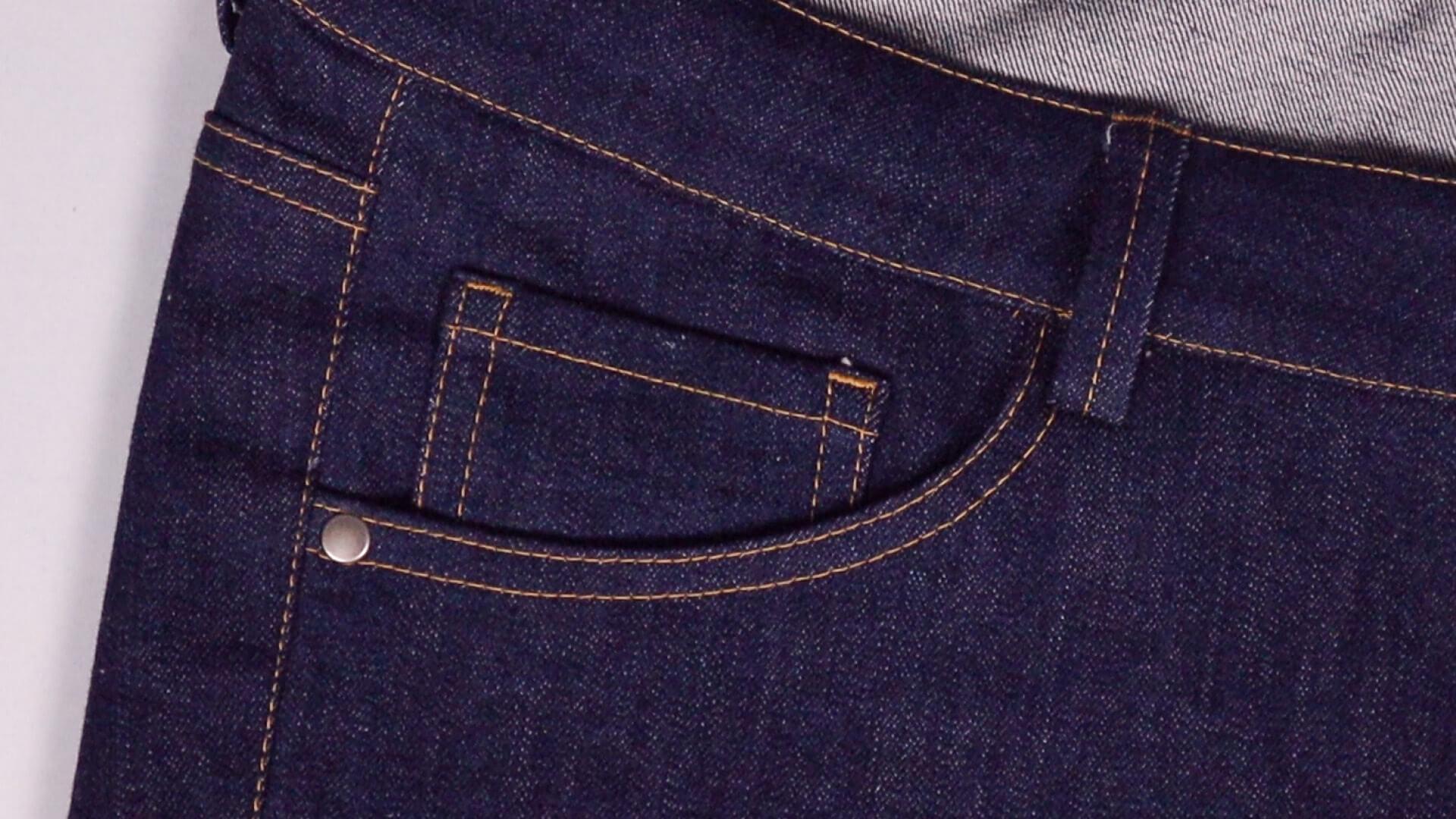 smartPATTERN Nähanleitung zum Anbringen von Nieten an Jeanshose - Niete an rechter Tasche