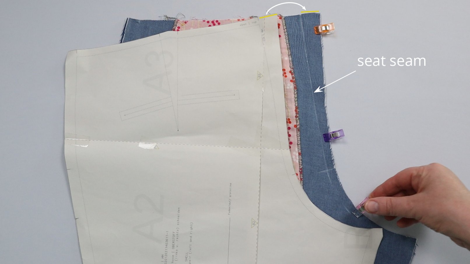Sewing seat and leg seams #BE01 | smartPATTERN