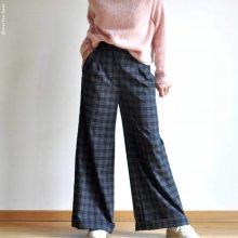 Marlene-Hose-mit-2-Bundfalten-HM02-Vorderansicht Produktbild HM02