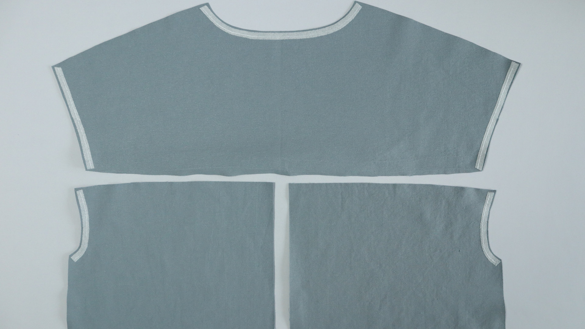 Jacke mit Kapuze nähen - Verstärkung am Rücken