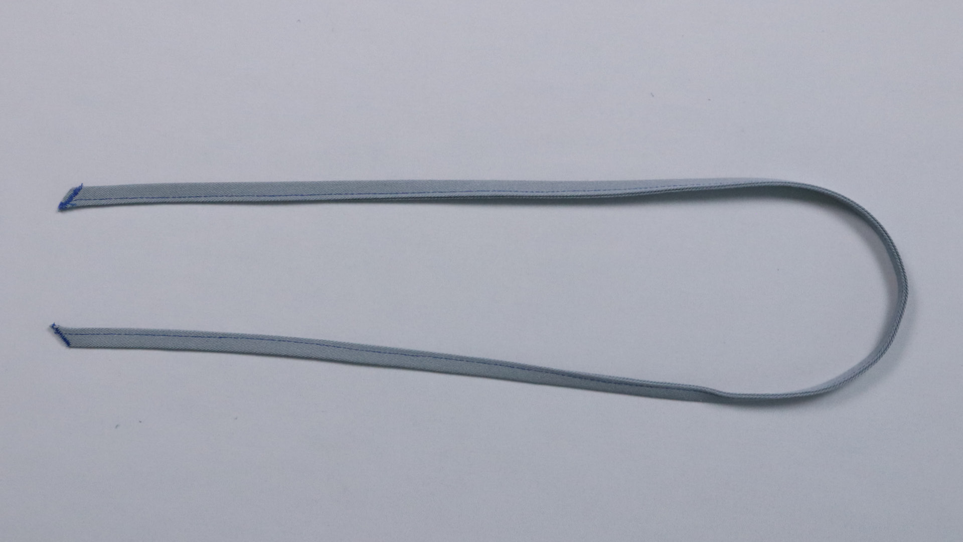 Jacke mit Kapuze nähen - Das Kapuzenband.