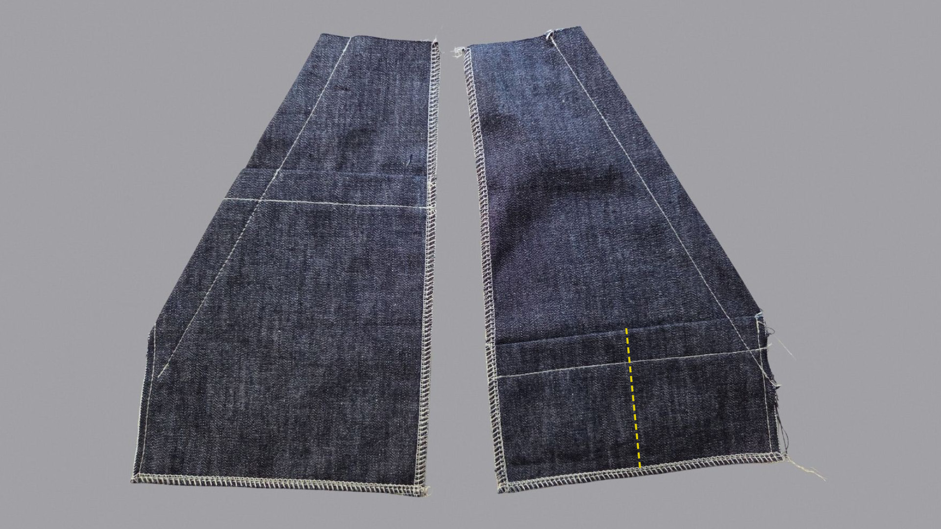 Das Bild zeigt die versäuberten Taschen.